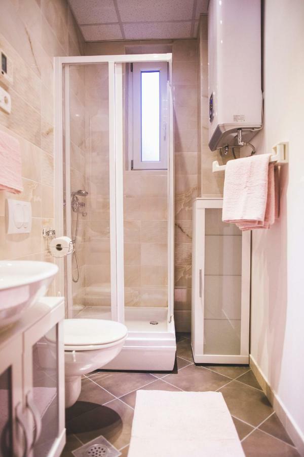Clyra Apartment City Centar ザグレブ エクステリア 写真