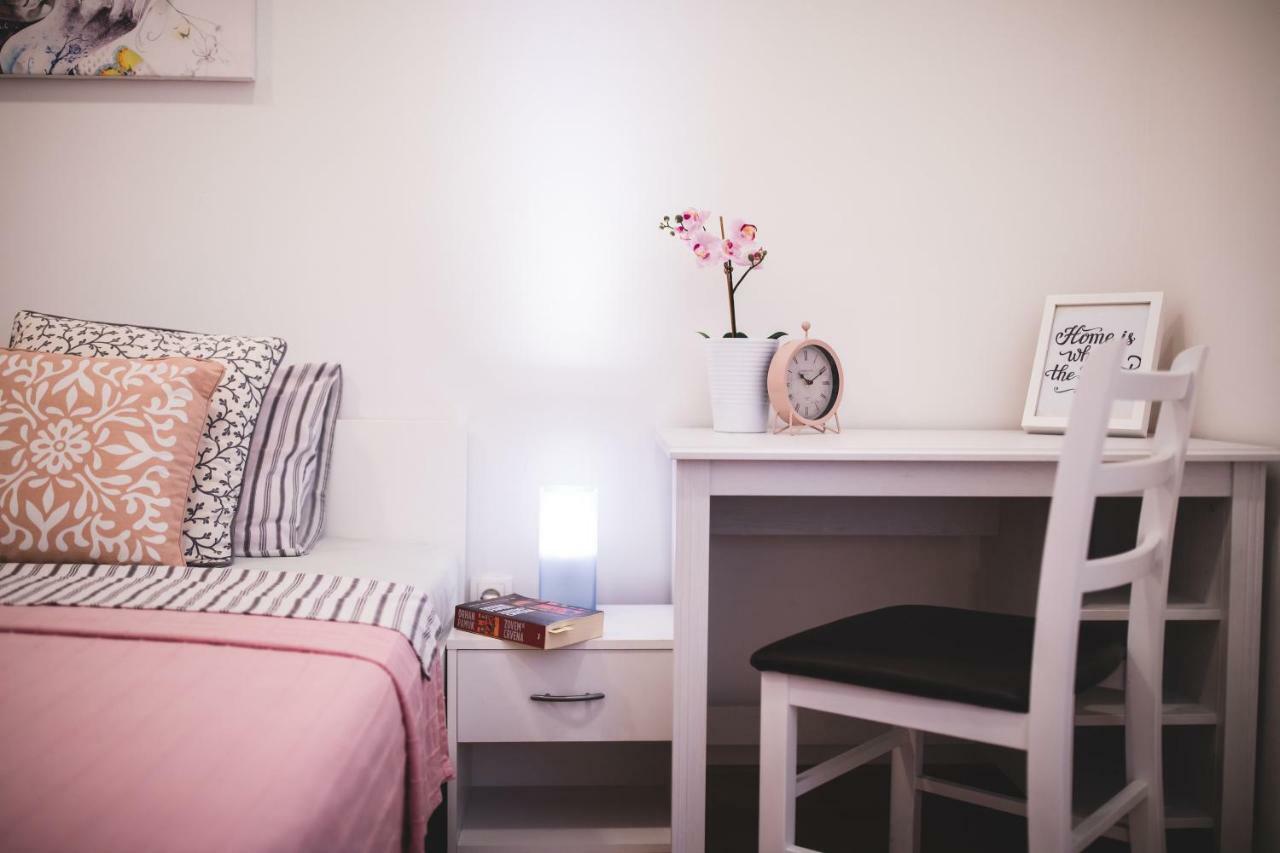Clyra Apartment City Centar ザグレブ エクステリア 写真